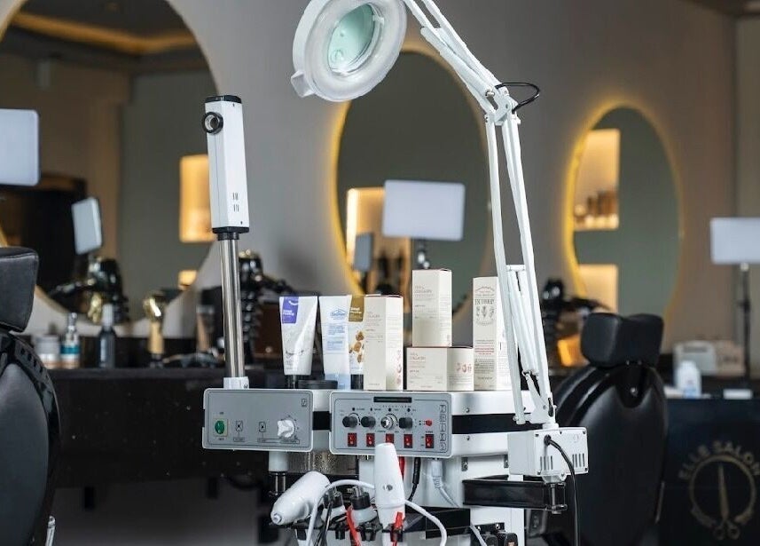 Modern equipment and products at Elle Salon, الخبر, المنطقة الشرقية, SA, showcasing premium beauty care.