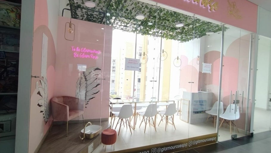 Glamourose Spa de Uñas image 1
