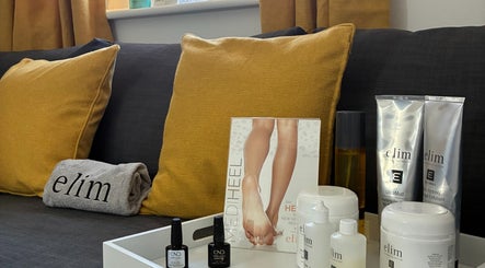 Relaxing beauty products and cozy setup at Bumble Bee Bee-auty, Dukinfield, England, GB.