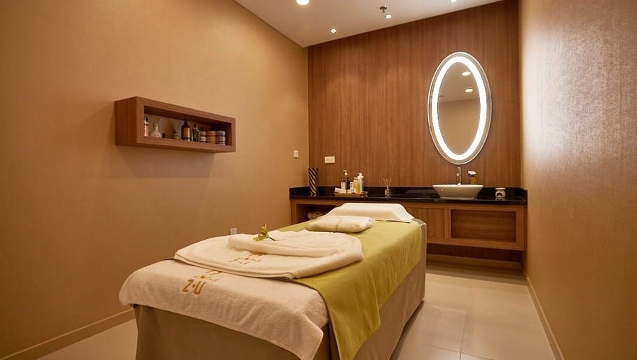 The ZUU Ladies Massage Spa Lounge Bild 1