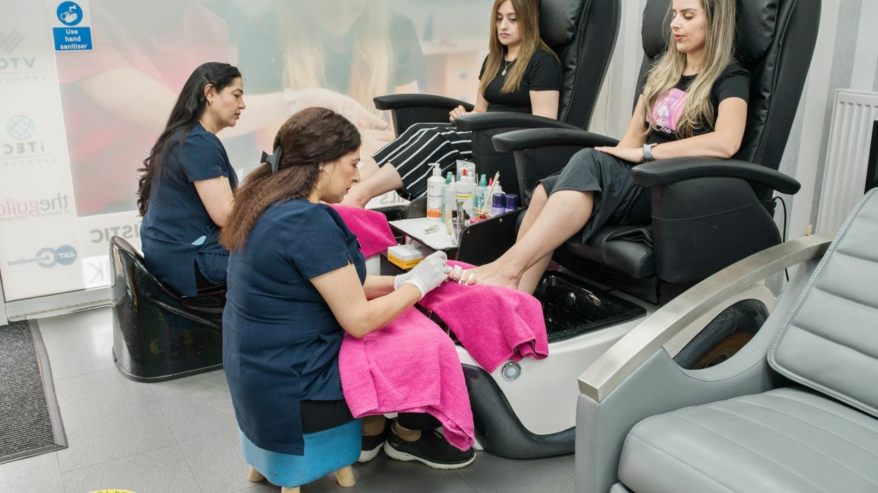 FAMI Hair & Beauty - UK, 79 Belgrave Road - Ilford | Fresha FAMI Hair & Beauty - UK, 79 Belgrave Road - Ilford | Fresha