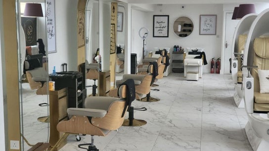 La Bella Aesthetics Hair and Beauty Salon