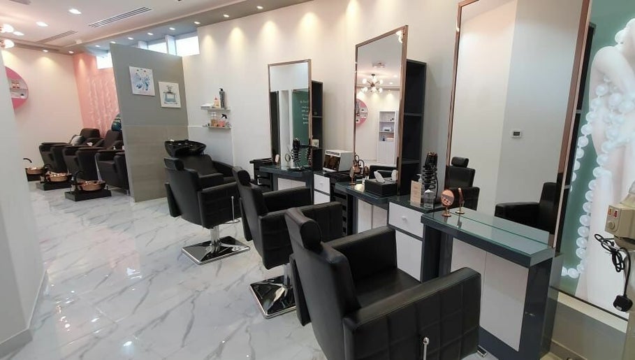 Hype Ladies Salon - Al Garhoud Branch Bild 1