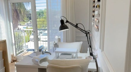 Bright nail station at The Gel Bar in Currumbin Waters, Queensland, AU, with natural light.