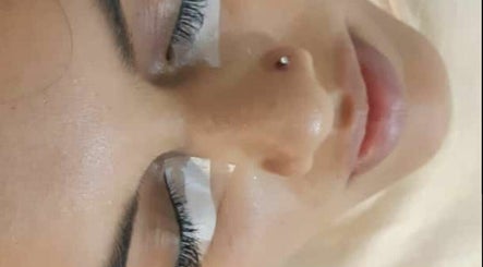 Imagen 3 de Prive Salon & Lash Studio 