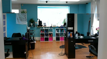 Troilo Style Family Hair Salon