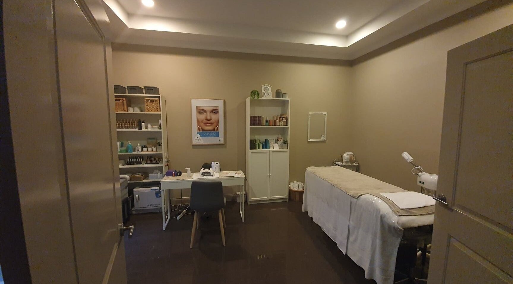 Cozy treatment room at Virtue Beauty Studio, Littlehampton, South Australia, AU, showcasing a serene ambiance.