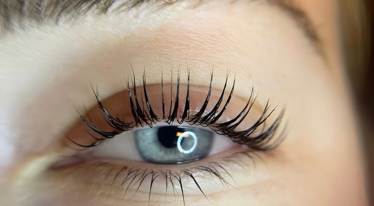Close-up of perfectly styled lashes at Lash Dolls & Co - Home Space, Hamlyn Heights, Victoria, AU.