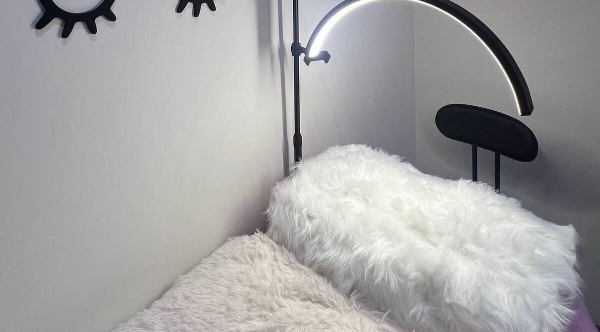 Plush treatment bed at Blink & Bling, Gungahlin, Australian Capital Territory, AU. Ideal relaxation setup.