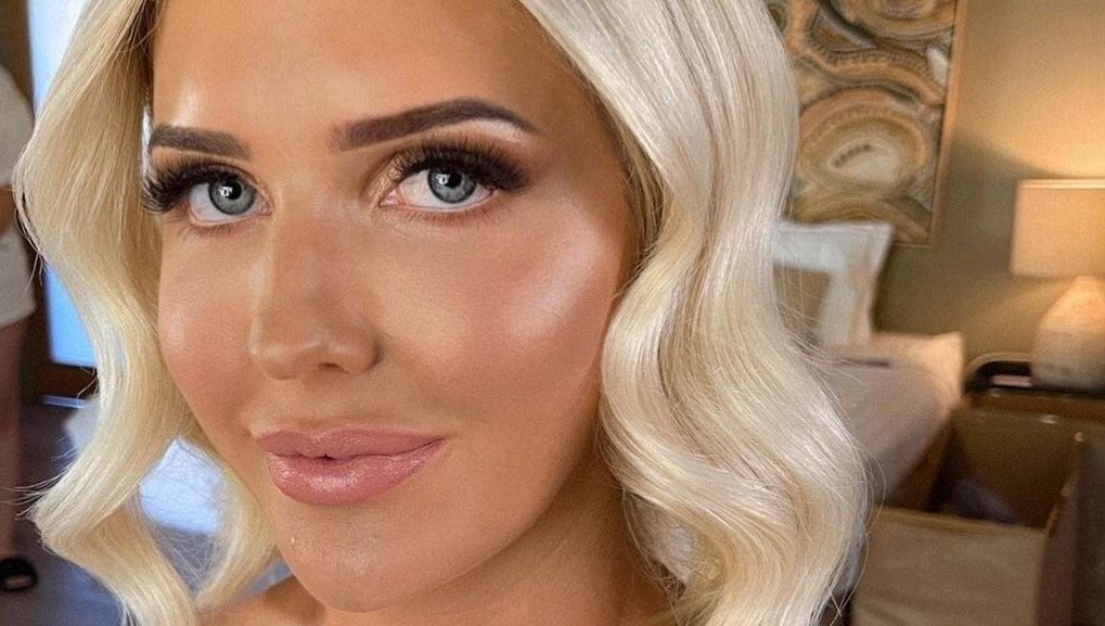 Blonde woman with radiant makeup at Tash's Tanning, Beldon, Western Australia, AU.