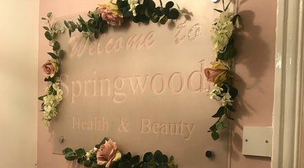 Springwoods Health & Beauty изображение 2