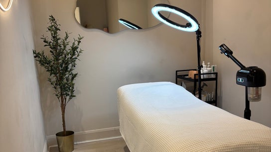 Essence Aesthetics & Beauty Clinic