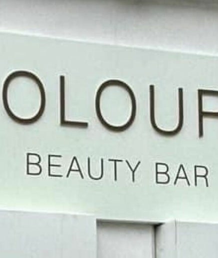 Kolours Beauty Bar изображение 2