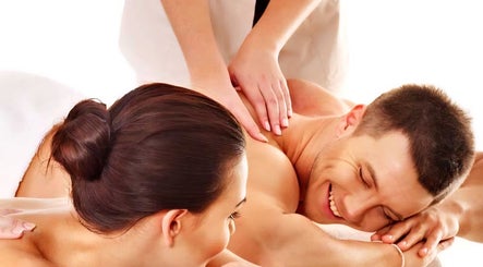 Couple enjoying massage at Chiang Mai Thai Massage (Thai Euphorea Spa 2), Las Vegas, Nevada, US.