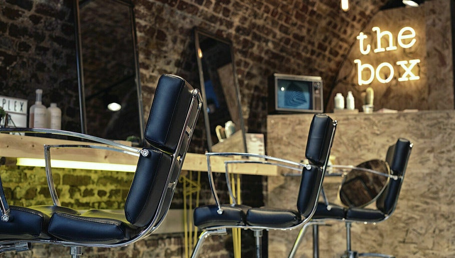 The Box Hair Salon Deptford – kuva 1