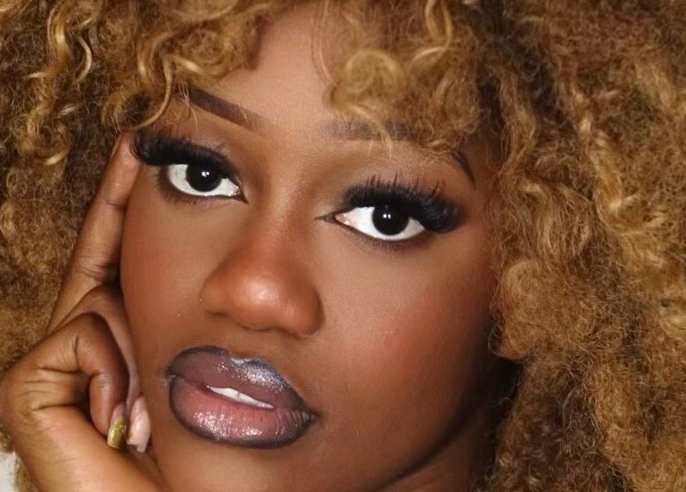 Close-up of well-defined lashes at Hypnotic Lash & Brow Studio—Wyndham Vale, Melbourne, Victoria, AU.