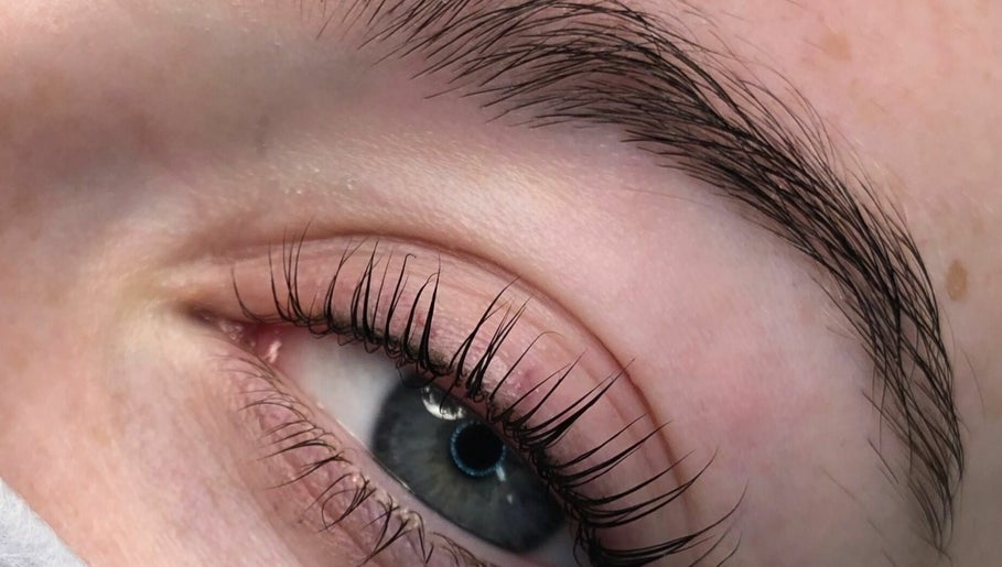 Glamour Lashes and Brows image 1