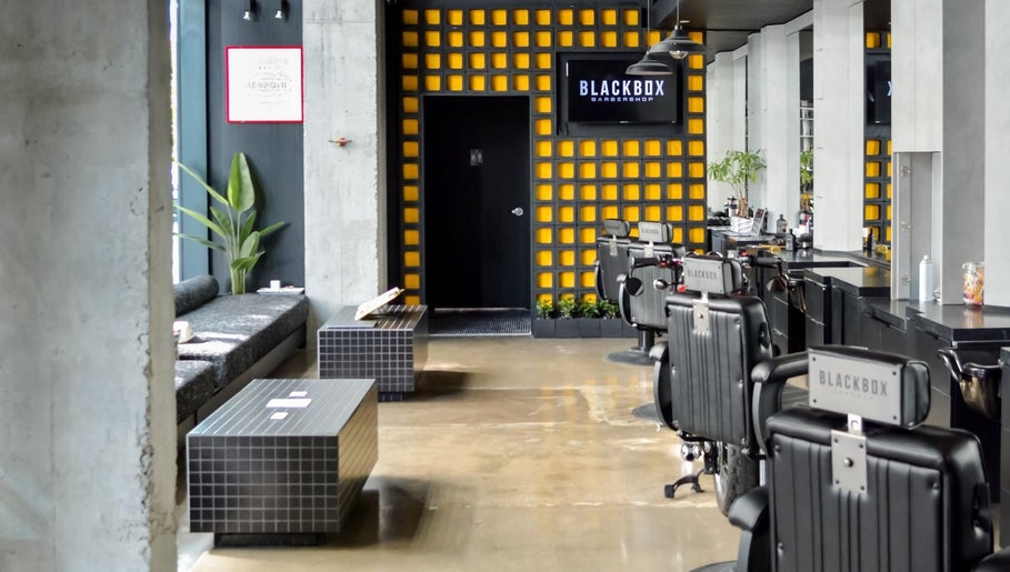 BlackBox Barbershop + Concept Store, bilde 1