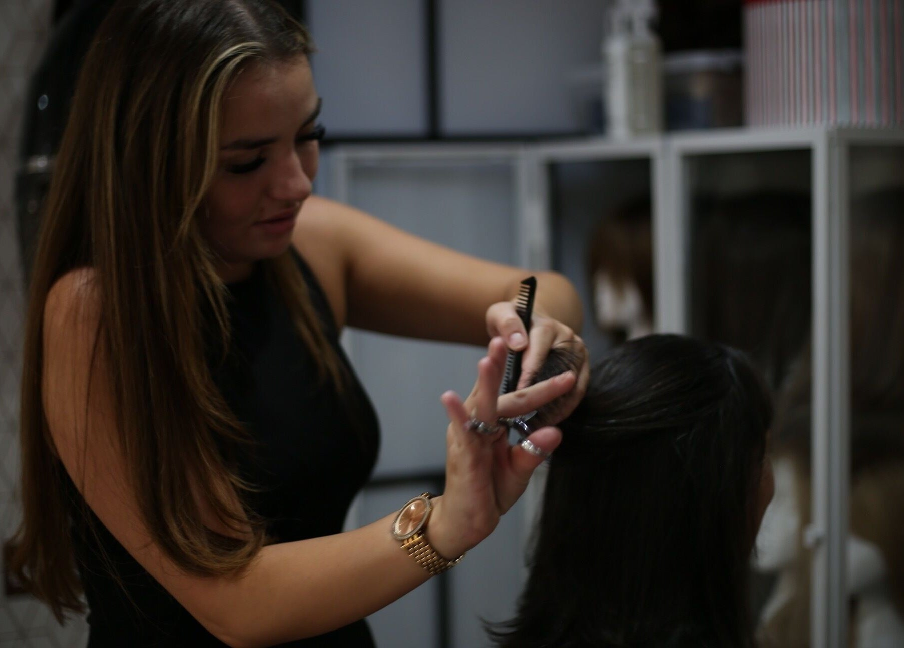 Stylist crafting a chic haircut at Cocoa Hair Design, Keynsham, England, GB.