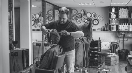 Headroom Ltd