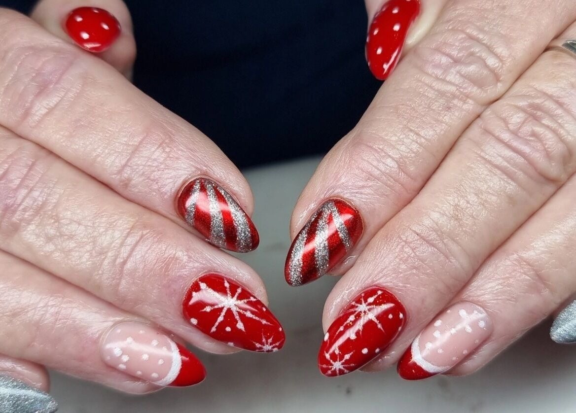 Elegant festive nail art at Serenity Nails By Marni, Monmouth, Wales, GB.