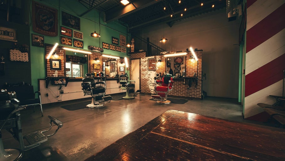 Man Made Barbershop Clement imaginea 1