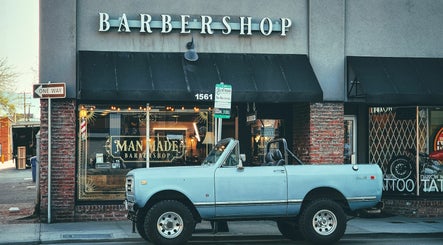 Man Made Barbershop Pandosy billede 3