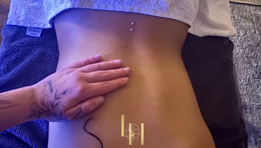 Relaxing abdominal massage at Leyla’s Holistic Therapies, St Albans, England, GB, promoting tranquility and wellness.