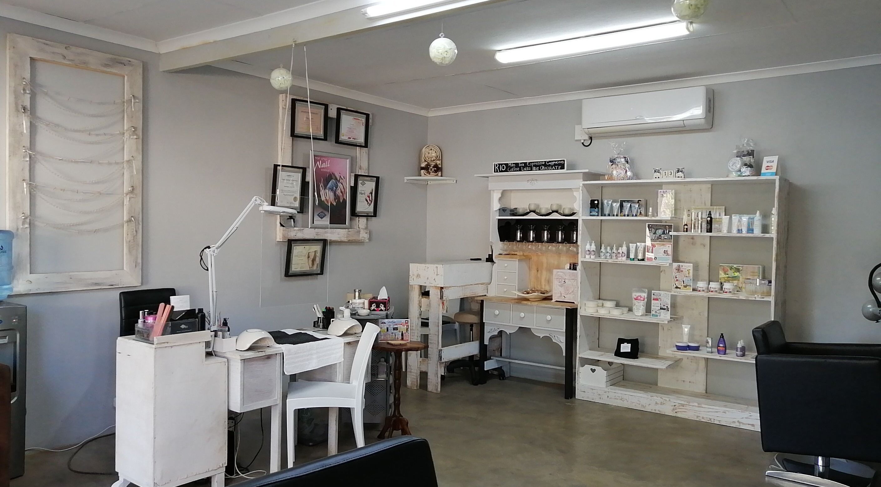 Relaxing interior of Nailique MiniSpa - HOME SALON in Lephalale, Limpopo, ZA featuring beauty products and decor.
