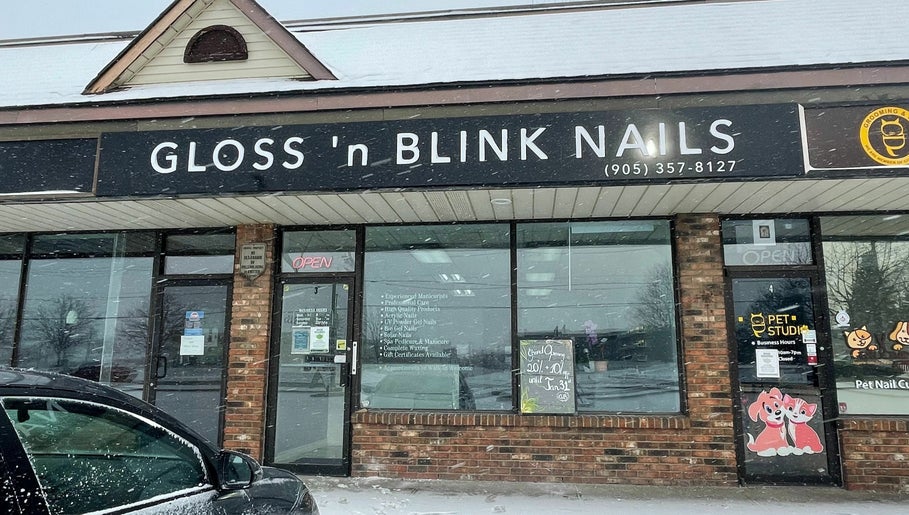 Imagen 1 de Gloss 'n Blink Nails Salon