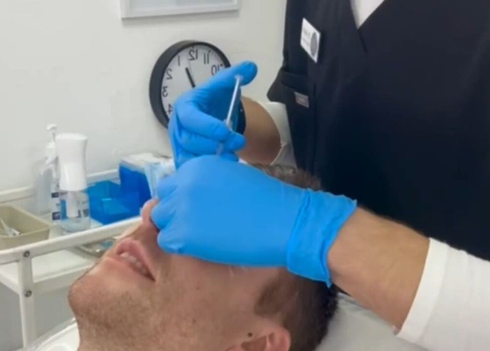 Professional treatment at DR.S Clinic, Prestwich, England, GB with a focus on client care.