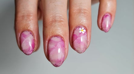 The Detailed Nail image 3