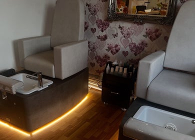 Luxurious pedicure chairs at Totally Polished Beauty & Nails in Drighlington, England, GB.