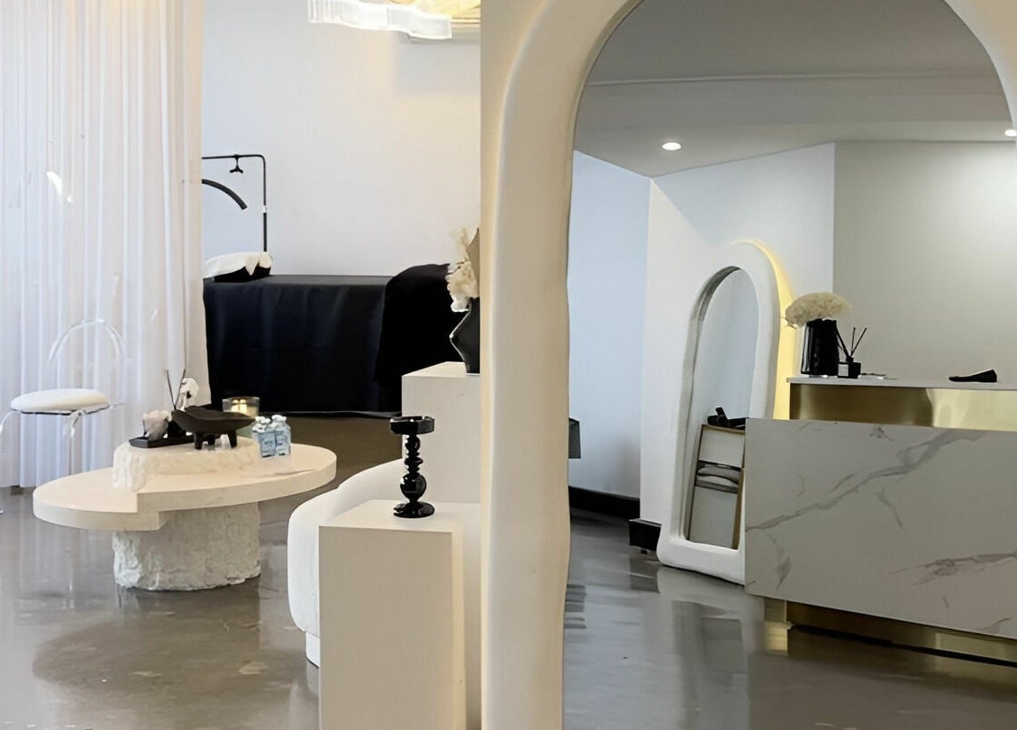 Elegant reception area at LBA Lashes - Crows Nest, New South Wales, AU, featuring modern decor and ambient lighting.