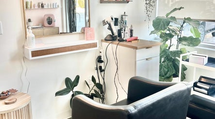 Ivy Haus Hair Studio