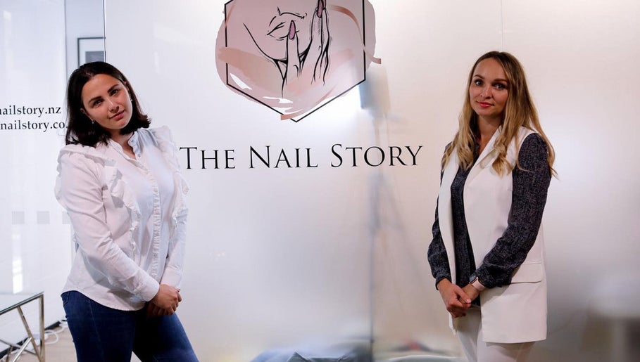 The Nail Story Bild 1