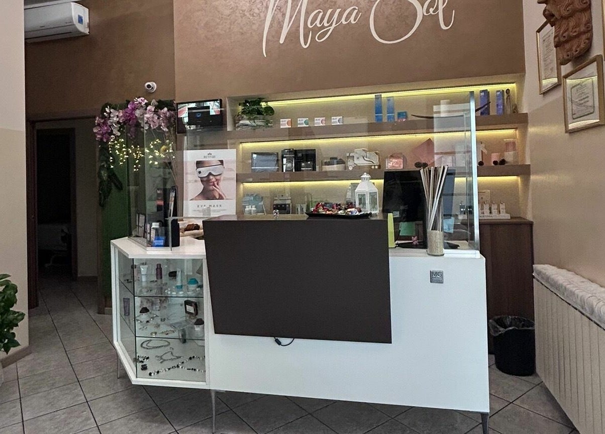 Reception elegante di Maya Sol S.A.S Di Garcia Guillen & C. a Sedriano, Lombardia, IT.