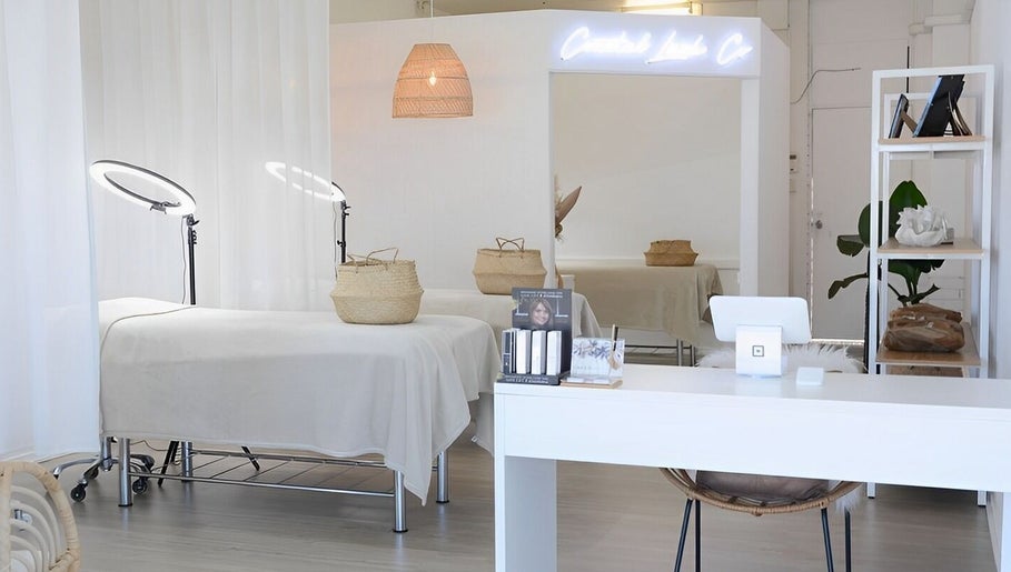 รูป Coastal Lash Co. 1