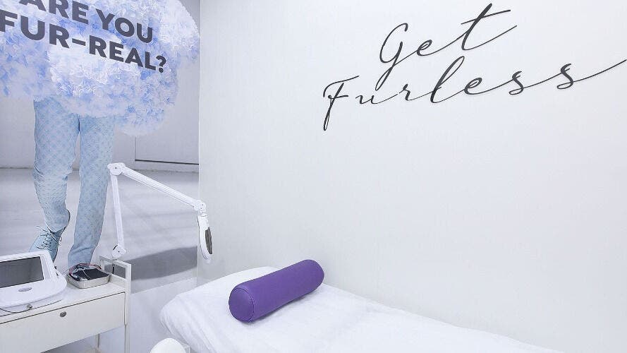 Relaxing treatment room at Furless Permanent Muroor Road (Abu Dhabi/Electrolysis), Abu Dhabi, AE.