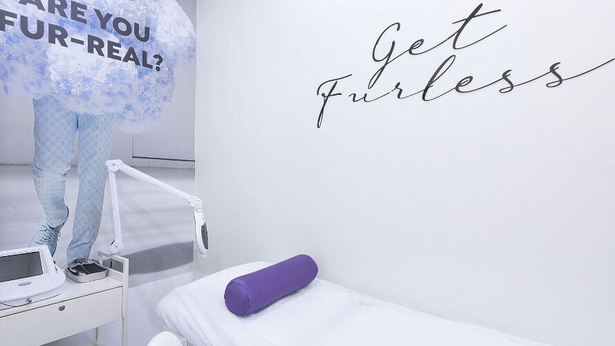 Relaxing treatment room at Furless Permanent Muroor Road (Abu Dhabi/Electrolysis), Abu Dhabi, AE.