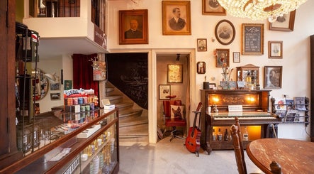 DISTRICT BARBER, bilde 3