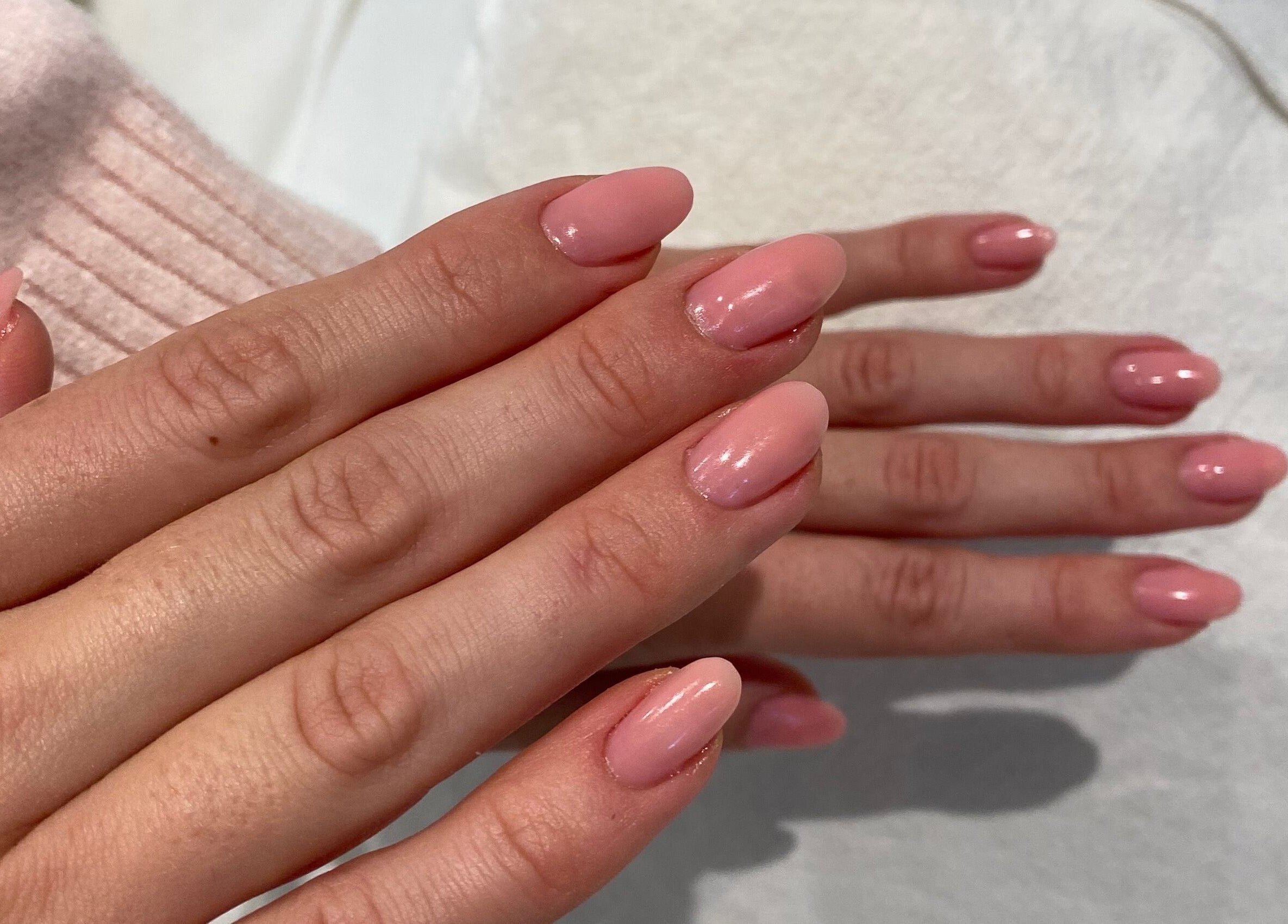 Elegant pink manicure at Asma Docrat London, London Fields, Shoreditch, London, England, GB.