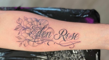 Claudia Symone Tattoo, bilde 3