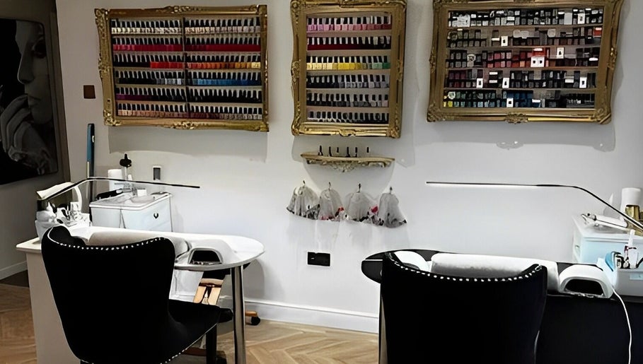 Chloe Cordelia Nails and Beauty image 1