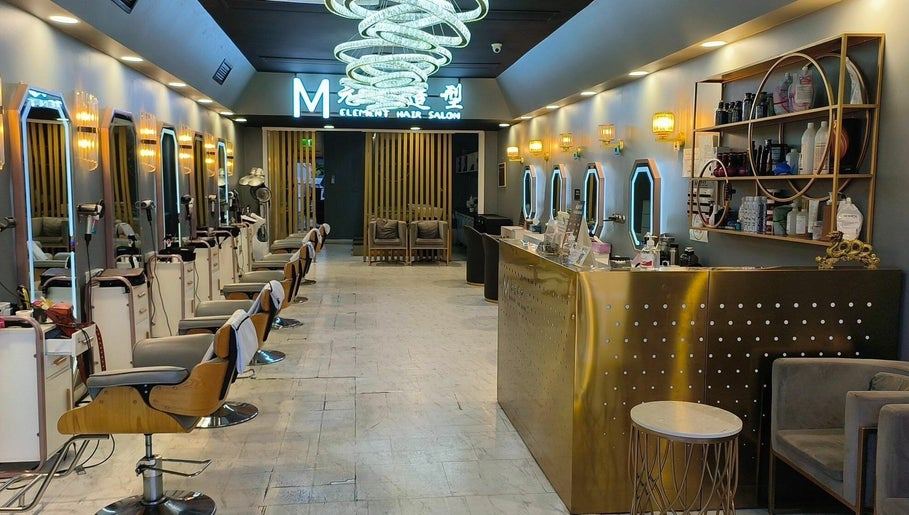 M-Element Hair Salon | Preston billede 1