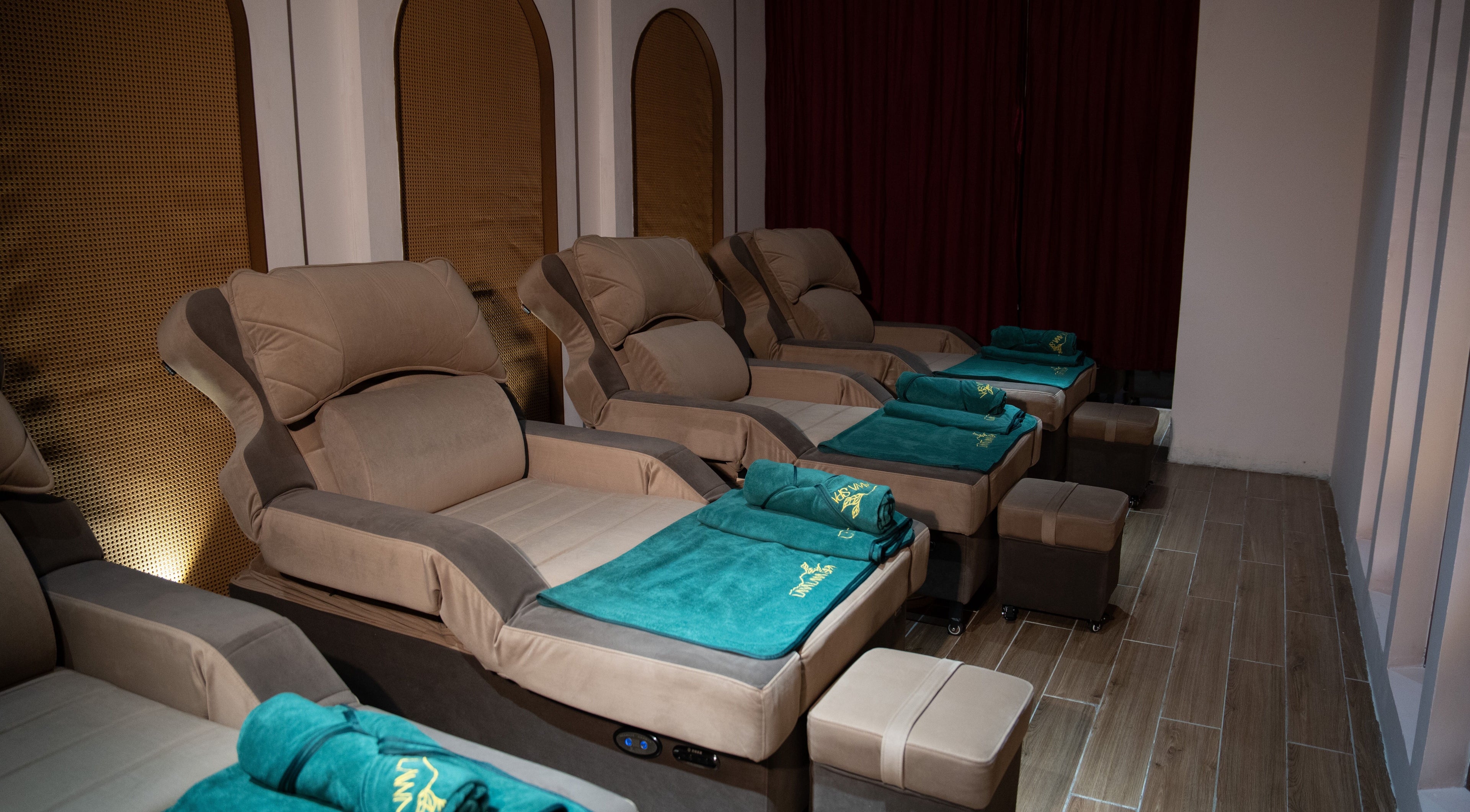 Relaxing recliner seating at LAWA LAWA SPA @Komtar JBCC, Johor Bahru, Johor Darul Ta'zim, MY, ready for guests.