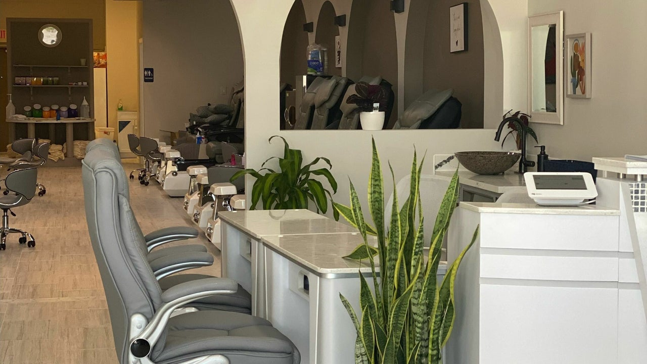 Polish Nail Bar IIHammond 2751 West Thomas Street Hammond Fresha