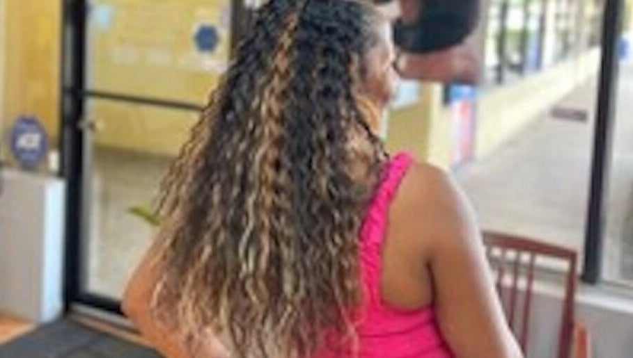 Ultimate hair salon, bilde 1
