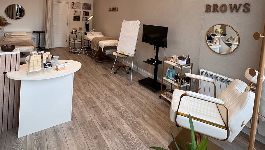 Elegant beauty treatment room at Connect Beauty, Brighton, England, GB, featuring modern decor and equipment.