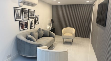 DIAMOND SKIN CLINIC - KNIGHTSBRIDGE